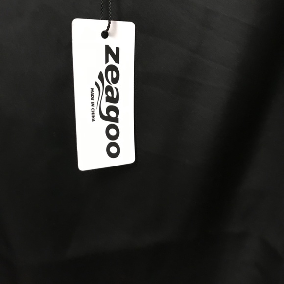 Zeagoo Women’s L Silky Sleeveless Black Tank Top Size Large NWT - Picture 4 of 5